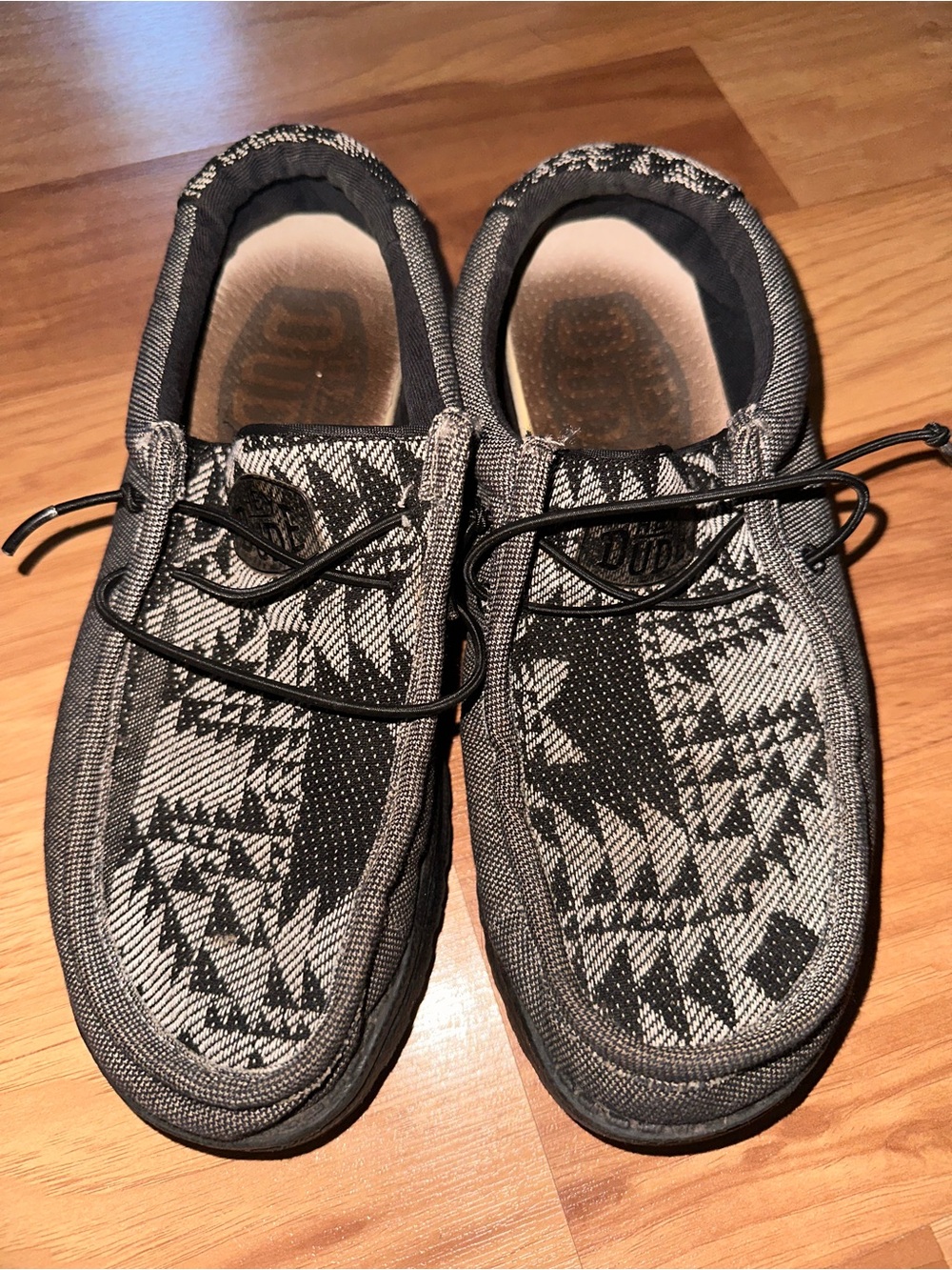 Black & Gray Mens Slip-On Patterned Shoes